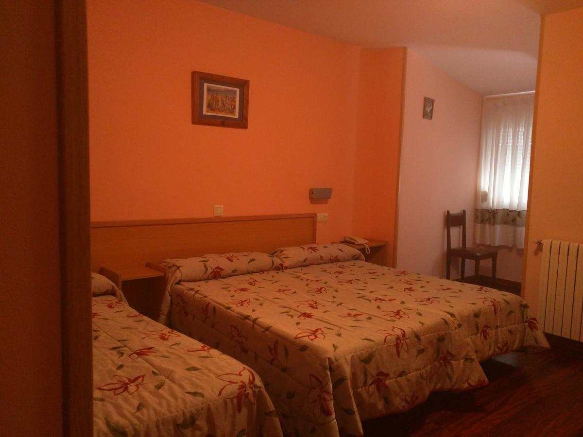 Hostal San Paio Lavacolla Exterior foto